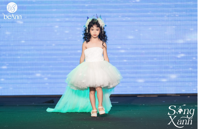 Hoa[-]Hậu[-]Đỗ[-]Hà[-]cùng[-]Model[-]Kid[-]Lisa[-]Huyền[-]My[-][-]lan[-]tỏa[-]thông[-]điệp[-]môi[-]trường